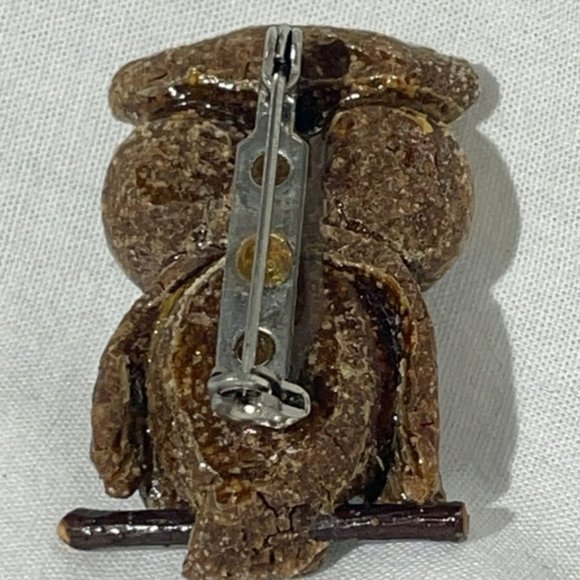 Artisan Hand Carved Handpainted Owl Pin Brooch - Picture 6 of 6